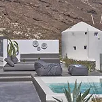 Вилла Topos Exclusive Santorini Имеровигли