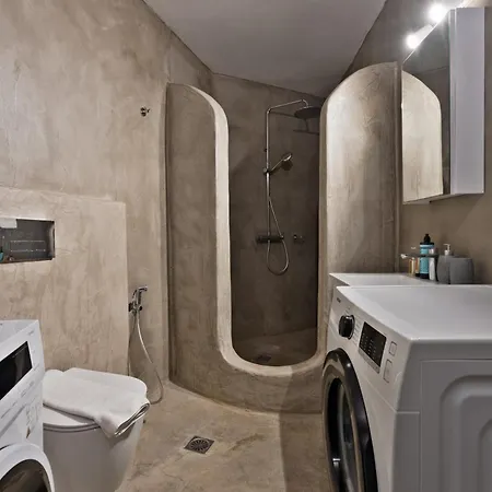 Topos Exclusive Santorini Villa