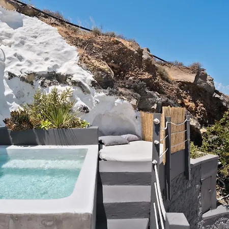 Villa Topos Exclusive Santorini