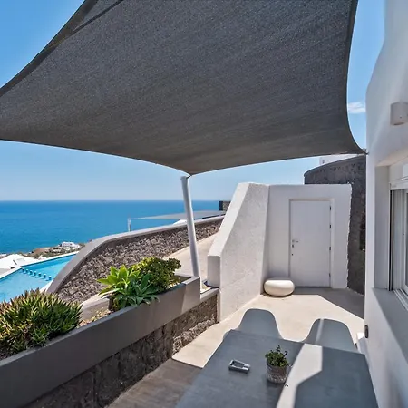 Topos Exclusive Santorini