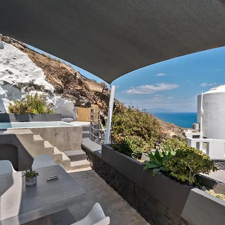 Topos Exclusive Santorini Imerovigli (Santorini)