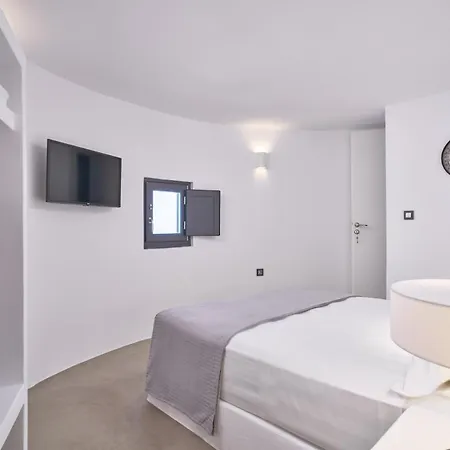Topos Exclusive Santorini