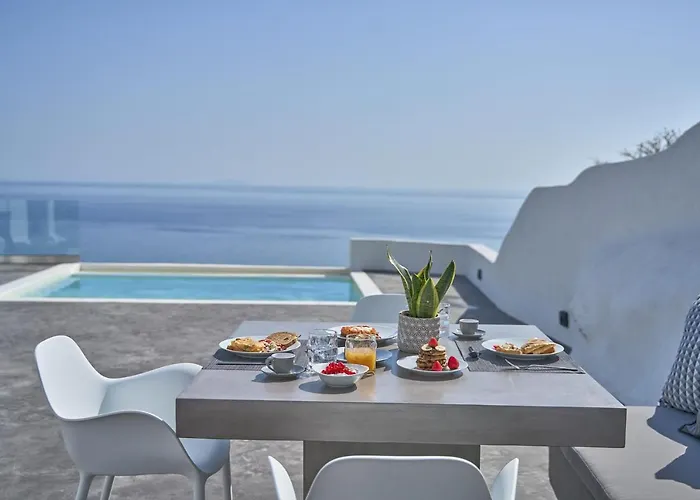 Topos Exclusive Santorini * אימרוביגלי