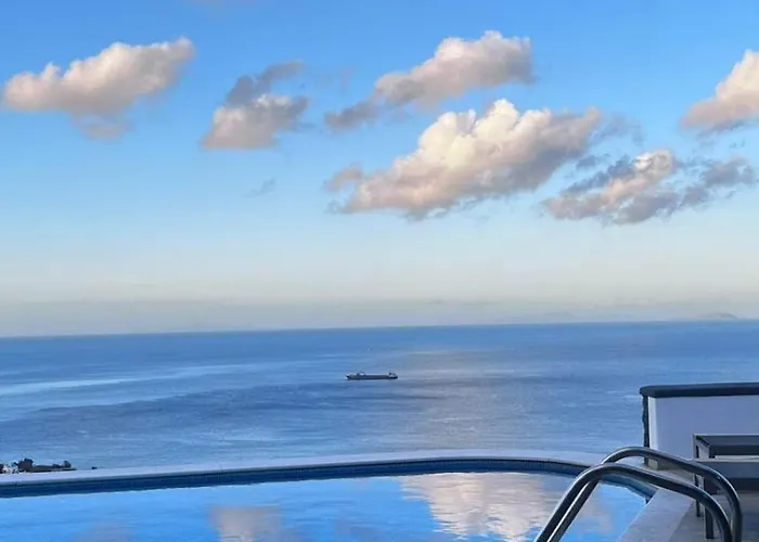 Topos Exclusive Santorini Villa