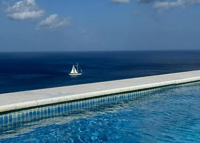 Topos Exclusive Santorini