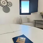 Villa Topos Exclusive Santorini