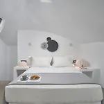 Topos Exclusive Santorini Villa Imerovígli