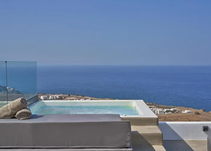 Topos Exclusive Santorini * إيميروفيغلي